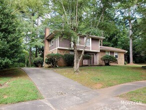 5108 Hearth Dr in Raleigh, NC - Building Photo - Building Photo