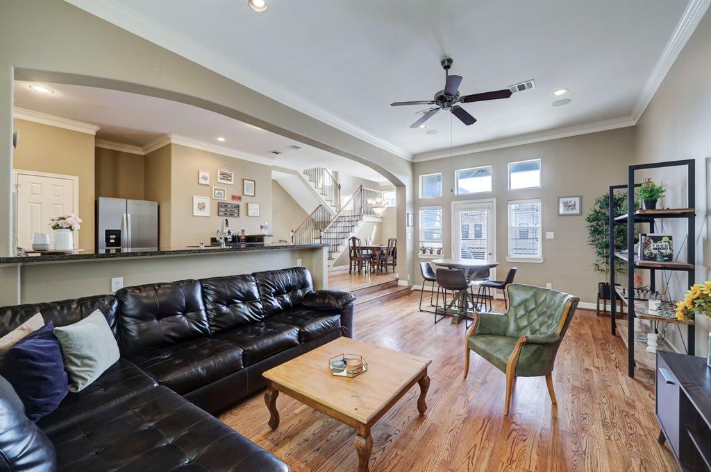 1147 W 24th St in Houston, TX - Building Photo