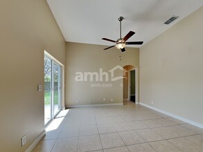 5940 NW Foust Cir in Port St. Lucie, FL - Building Photo - Building Photo