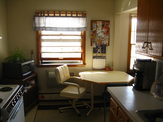 Trinoja South Apartments in South St. Paul, MN - Building Photo - Building Photo