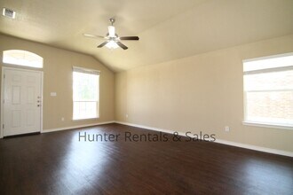 201 Study Hall Lp in Killeen, TX - Building Photo - Building Photo