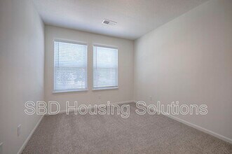 9035 E 85th Pl in Raytown, MO - Building Photo - Building Photo