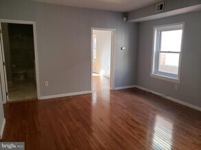 2008 Chestnut St in Philadelphia, PA - Building Photo - Building Photo