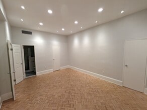 1851 Columbia Rd NW, Unit 102 in Washington, DC - Building Photo - Building Photo