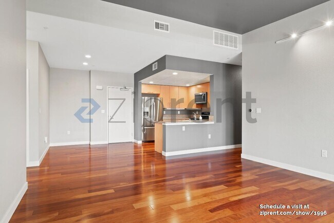 88 Bush St in San Jose, CA - Foto de edificio - Building Photo