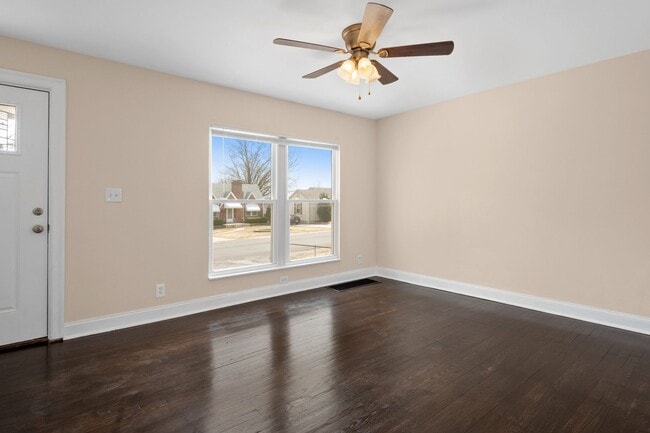 9425 Brenda Ave in Affton, MO - Building Photo - Building Photo