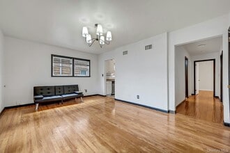 417 City Island Ave in Bronx, NY - Building Photo - Building Photo