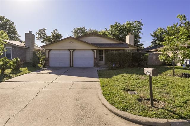 5301 Carpenter Dr in Arlington, TX - Building Photo