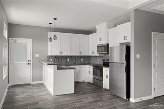 3308 Whetstone Ave in McAllen, TX - Building Photo - Building Photo