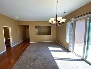 5011 Chevalier Dr in Sparks, NV - Building Photo - Building Photo