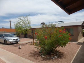 509 E Vogel Ave in Phoenix, AZ - Building Photo - Building Photo