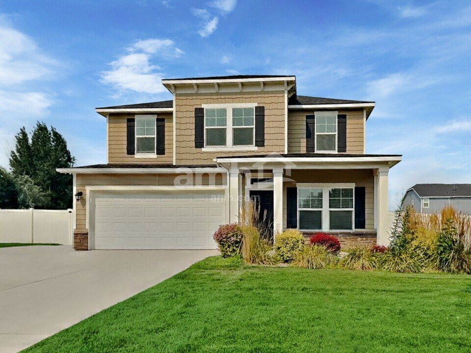 57 S Fremont St in Nampa, ID - Building Photo