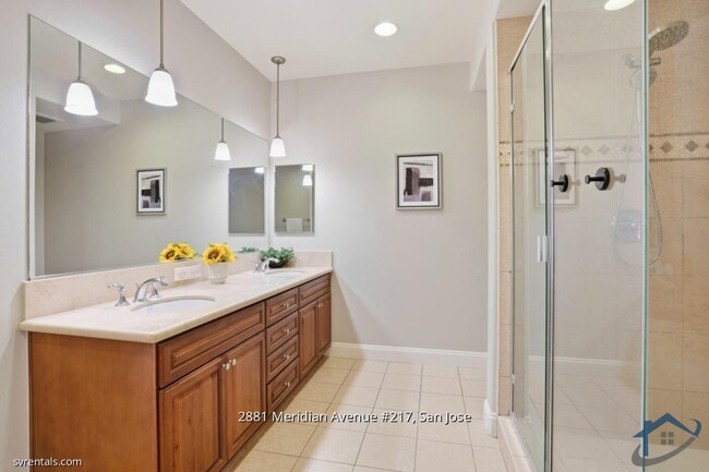 property at 2881 Meridian Ave