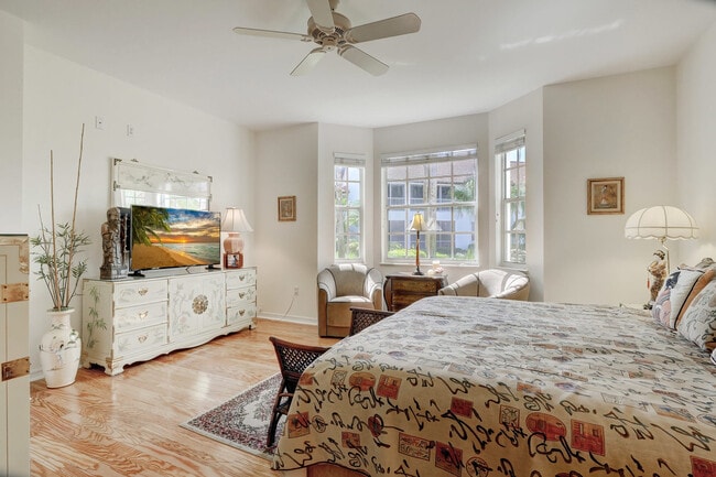 property at 2250 Hawksridge Dr