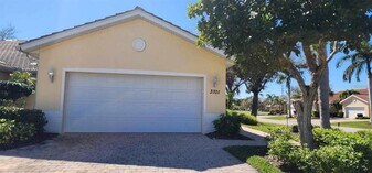 3701 Albacete Cir in Punta Gorda, FL - Building Photo