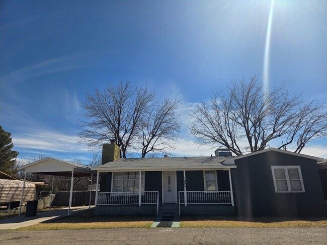 property at 1205 W Hermosa Dr