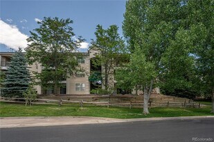 12208 W Dorado Pl, Unit 207 in Littleton, CO - Building Photo