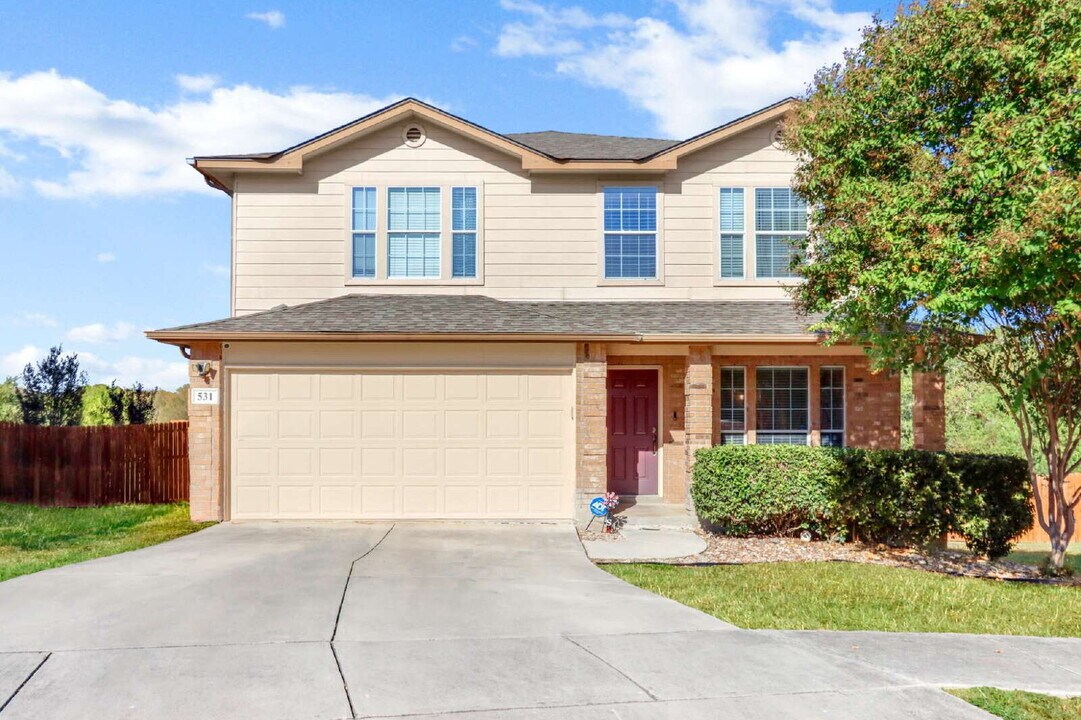 531 Erica in Converse, TX - Building Photo