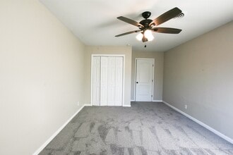 1000 Nancy Beth Dr in Kerrville, TX - Building Photo - Building Photo