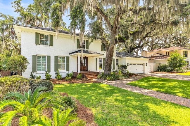 property at 138 Cardinal Rd