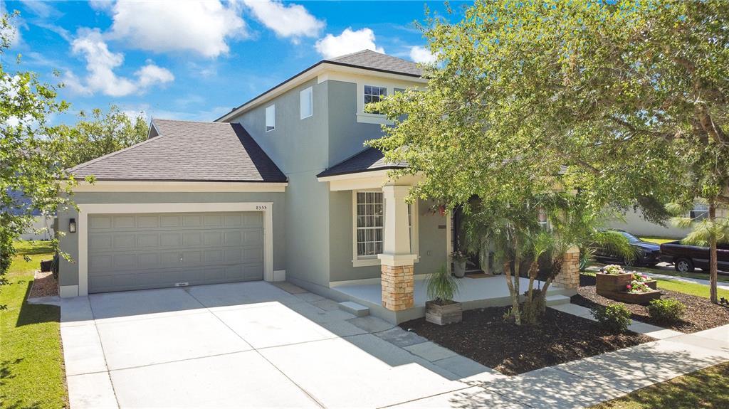 8555 Abbotsbury Dr in Windermere, FL - Building Photo