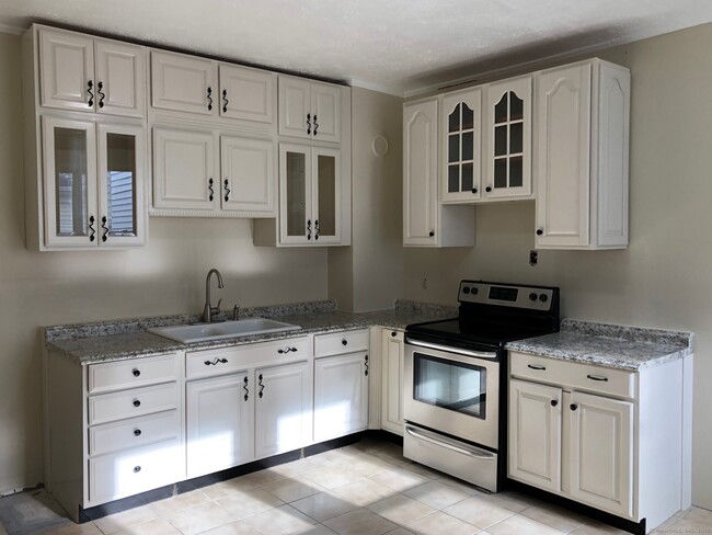 property at 1076 Dixwell Ave