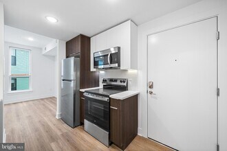 4324 Lancaster Ave, Unit 105 in Philadelphia, PA - Building Photo - Building Photo