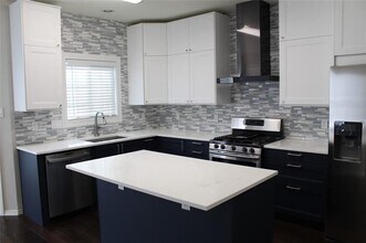 2232 Chasefield Dr in Plano, TX - Building Photo - Building Photo