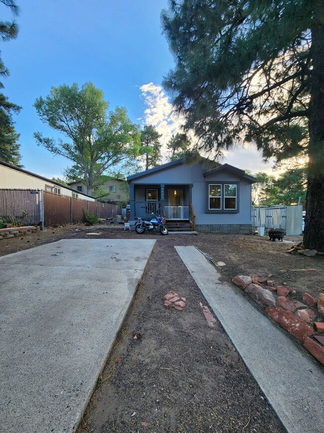 property at 4424 E Wintergreen Rd