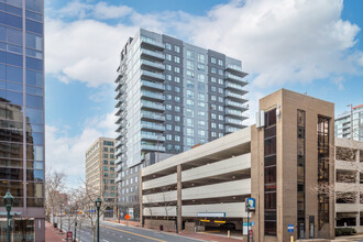 The Cheval in Bethesda, MD - Building Photo - Primary Photo