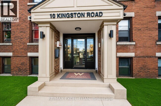 property at 10 Kingston Rd