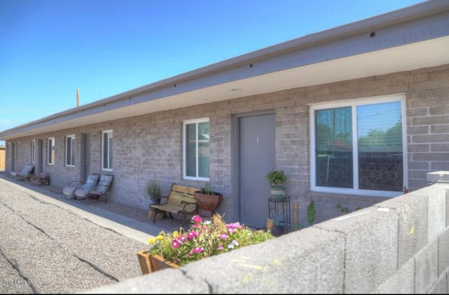 2212 N 18th St, Unit #2 in Phoenix, AZ - Foto de edificio - Building Photo