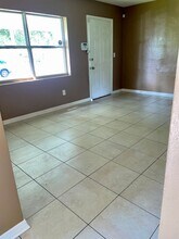 6021 Antrim St in New Port Richey, FL - Foto de edificio - Building Photo