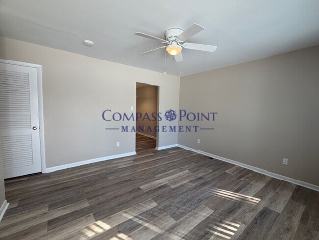 201 Newcastle Ct in Lexington, KY - Building Photo - Building Photo