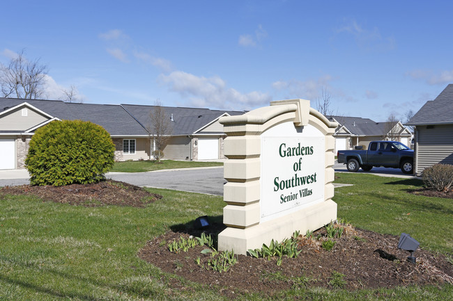 Gardens of Southwest Senior Villas in Fort Wayne, IN - Building Photo - Building Photo