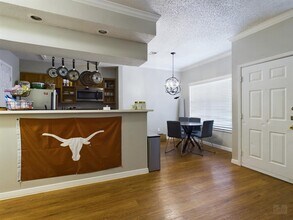 915 W 23rd St in Austin, TX - Building Photo - Building Photo