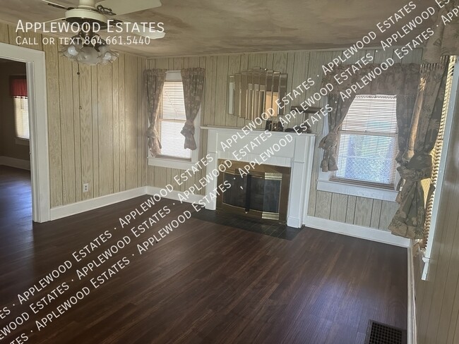 148 Princeton St in Spartanburg, SC - Foto de edificio - Building Photo