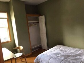 252 Cypress St in Brookline, MA - Foto de edificio - Building Photo