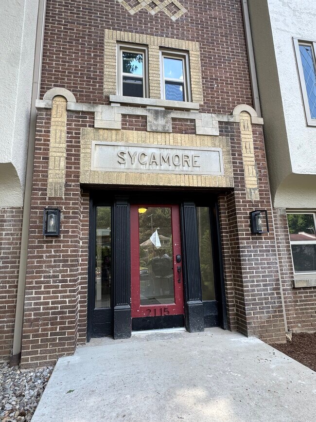 2113 Speed Ave in Louisville, KY - Building Photo - Building Photo