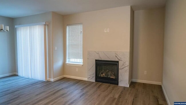 75 Sand Ridge Ct in Lebanon, OR - Building Photo - Building Photo