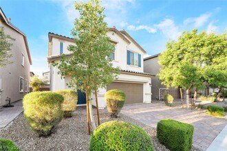 121 Pictor Ave in Las Vegas, NV - Building Photo - Building Photo