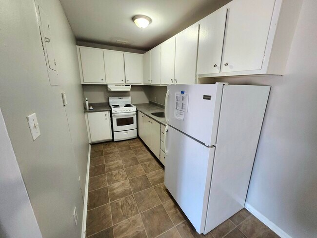 14 Reading Crescent in Saint John, NB - Building Photo - Building Photo