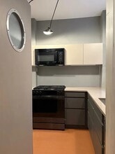 527 W 110th St, Unit 527 West 110th Street in New York, NY - Foto de edificio - Building Photo