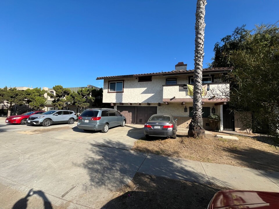 4129 Highland Ave in San Diego, CA - Building Photo