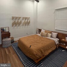 327 Race St in Philadelphia, PA - Building Photo - Building Photo