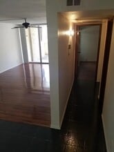 7625 E Camelback Rd, Unit #136A in Scottsdale, AZ - Foto de edificio - Building Photo