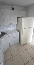 10900 SW 196th St in Cutler Bay, FL - Building Photo - Building Photo