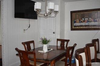 193 McFarlane Rd in Woodbridge Township, NJ - Building Photo - Building Photo