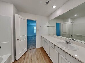 18606 Via Barletta Ln in New Caney, TX - Building Photo - Building Photo