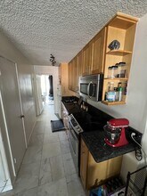 425 Ena Rd in Honolulu, HI - Building Photo - Building Photo